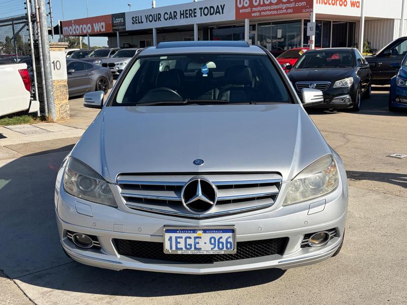 2010 Mercedes-Benz C-Class C220 CDI Elegance W204 photo 2