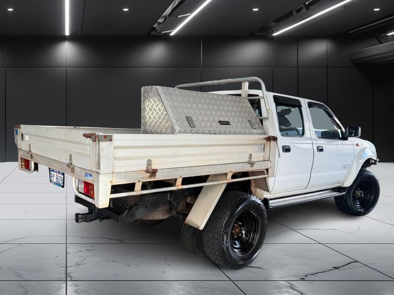 2014 Nissan Navara ST-R D22 4X4 photo 4