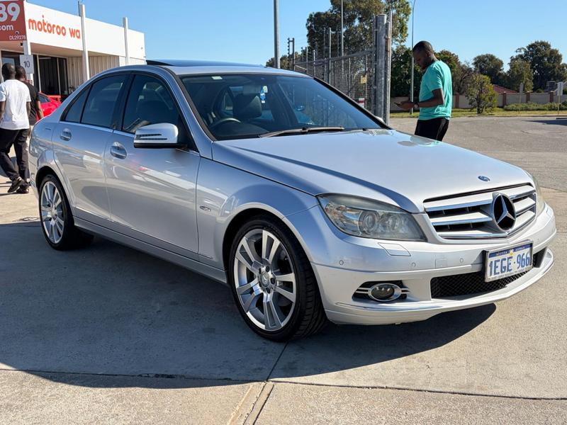 2010 Mercedes-Benz C-Class C220 CDI Elegance W204 photo 3