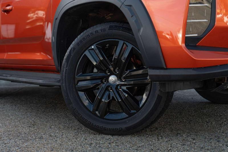 2023 LDV T60 Max LUXE SK8C 4X4 photo 2