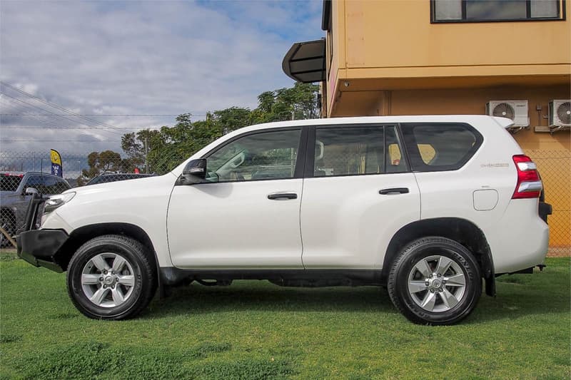 2016 Toyota Landcruiser PRADO GX (4x4) GDJ150R MY16 photo 4