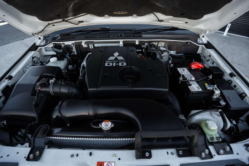 2019 Mitsubishi Pajero GLX NX photo 5