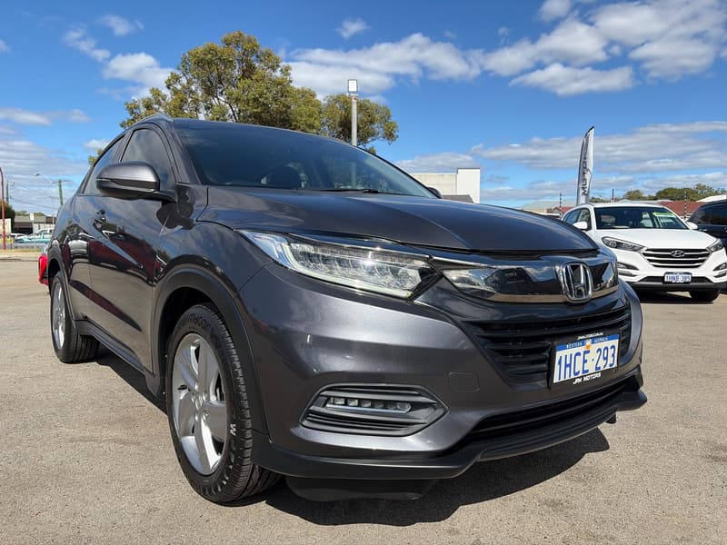 2020 Honda HR-V VTi-S photo 2