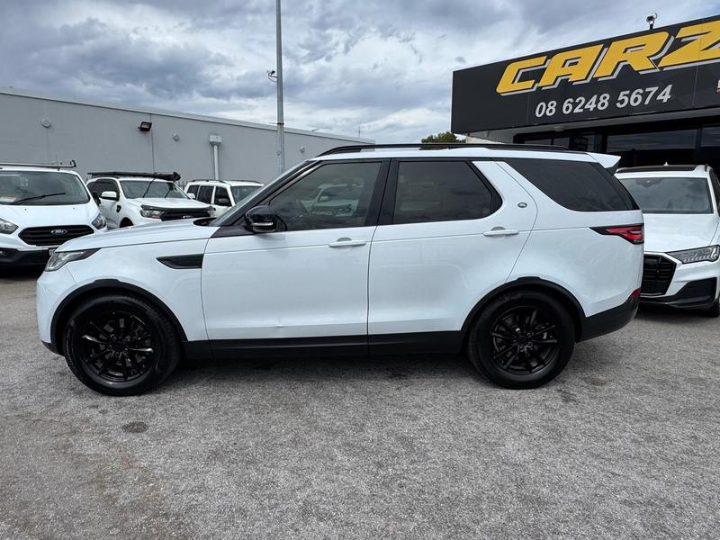2017 Land Rover Discovery SD4 SE Series 5 photo 2