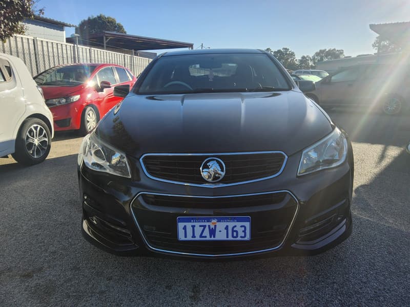 2013 Holden COMMODORE SV6 $9990 photo 2