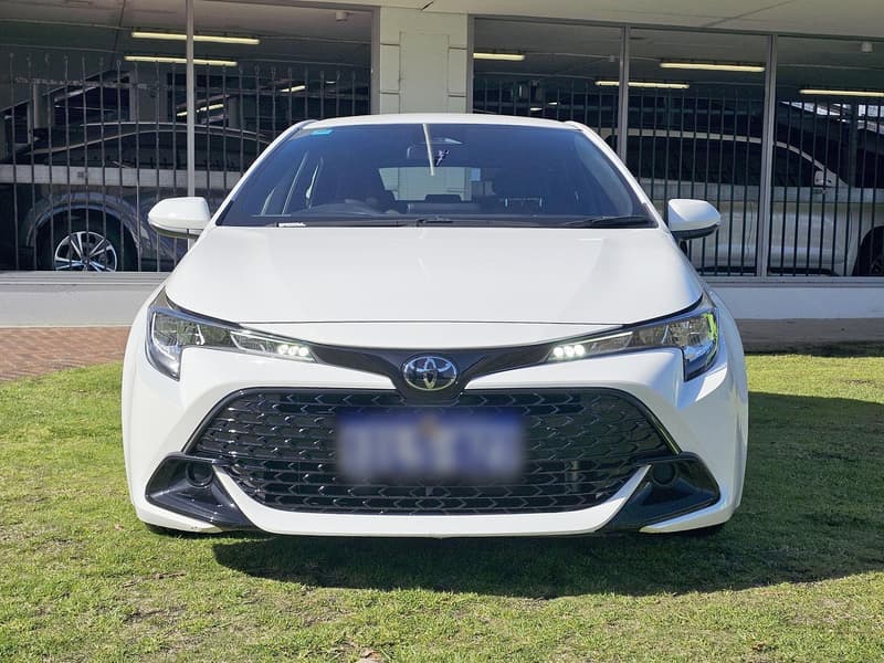 2023 Toyota Corolla Ascent Sport Auto photo 2
