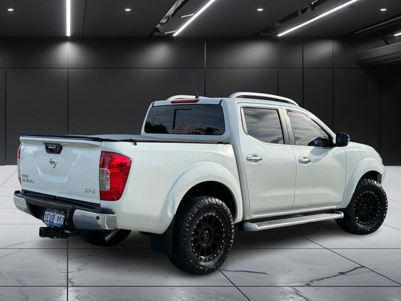 2015 Nissan Navara ST-X D23 4X4 photo 4