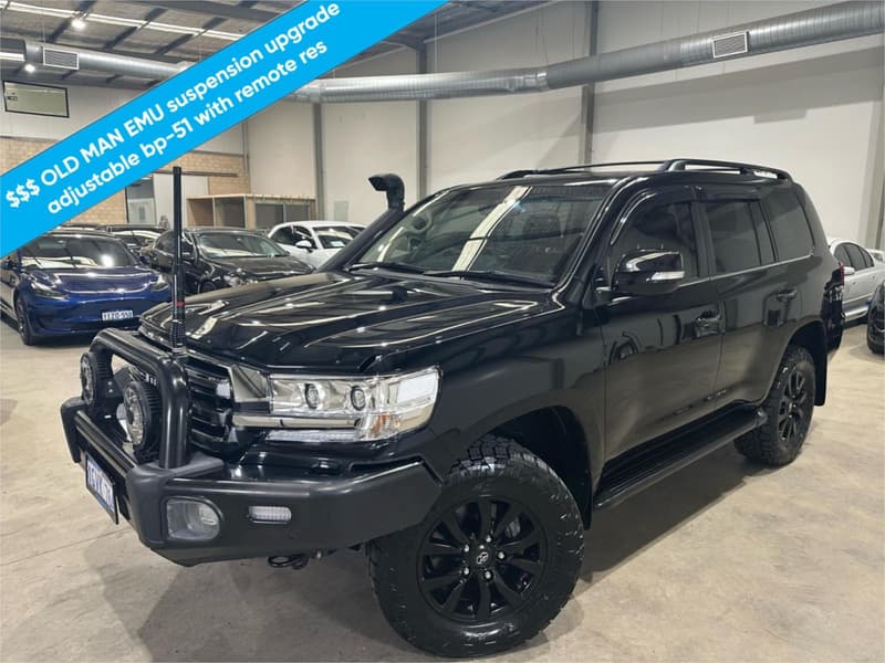 2019 Toyota Landcruiser VX VDJ200R — primary photo