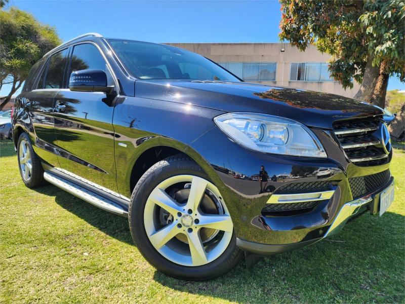 2012 Mercedes-Benz ML 250CDI BLUETEC (4x4) 166 — primary photo