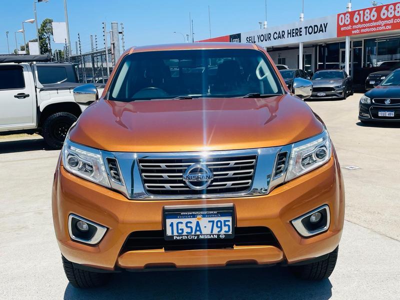 2019 Nissan Navara ST D23 Series 3 4X4 photo 2