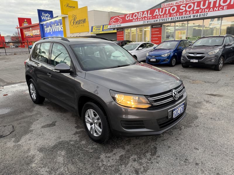 2012 Volkswagen TIGUAN 118 TSI (4x2) photo 2