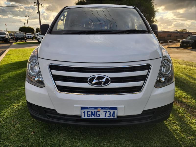 2018 Hyundai iLoad 3S LIFTBACK TQ SERIES 2 (TQ3) MY18 photo 3