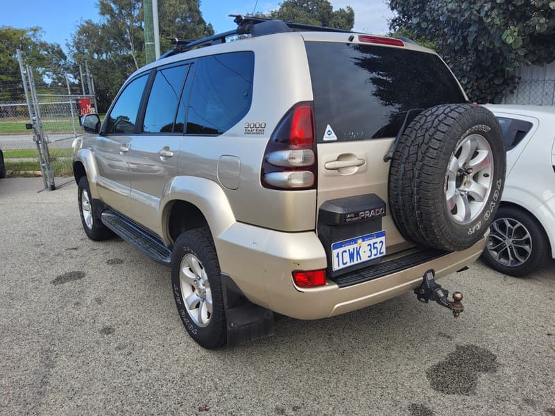 2008 Toyota LANDCRUISER PRADO GXL (4x4) photo 4