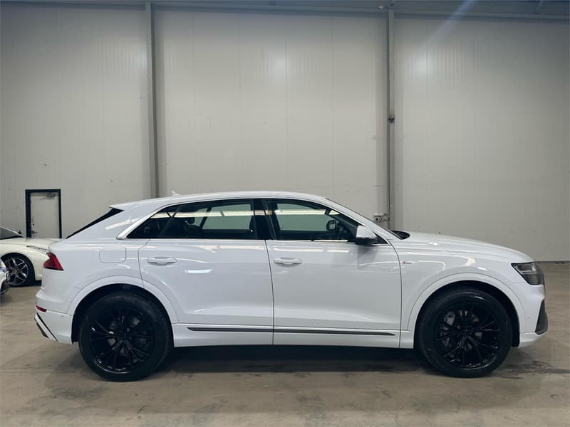 2019 Audi Q8 55 TFSI F1 photo 4