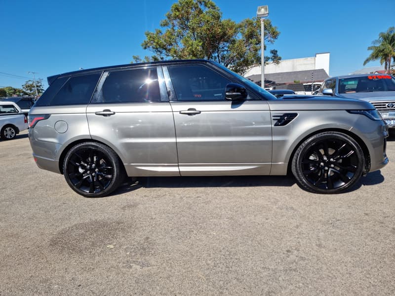 2018 Range Rover Range Rover Sport SDV6 SE L494 photo 3