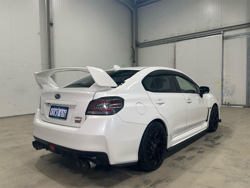 2014 Subaru WRX STI Premium VA photo 5