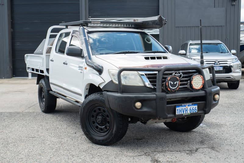 2012 Toyota Hilux SR KUN26R 4X4 photo 2