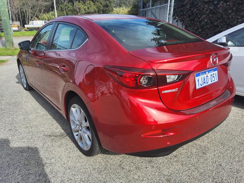 2015 Mazda MAZDA3 SP25 photo 4