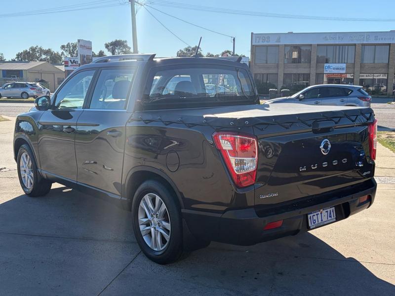2019 Ssangyong Musso ELX Q200 4X4 photo 5