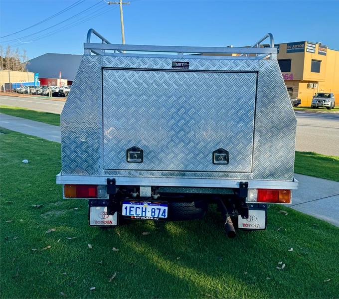 2012 Toyota Hilux WORKMATE TGN16R MY12 REAR WHEEL DRIVE photo 4