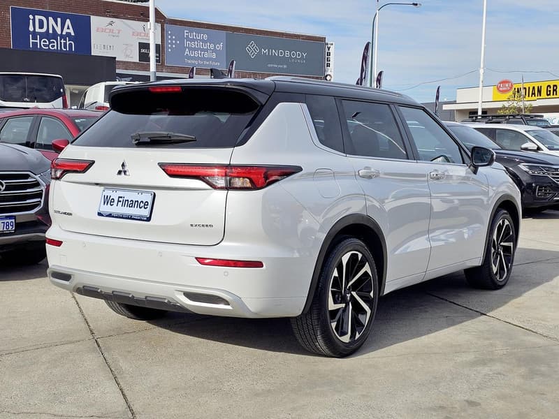 2023 Mitsubishi Outlander Exceed Tourer ZM Auto AWD MY23 photo 5