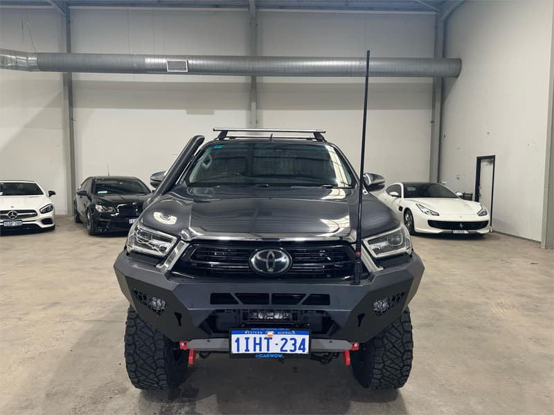 2020 Toyota Hilux SR5 GUN126R 4X4 photo 2