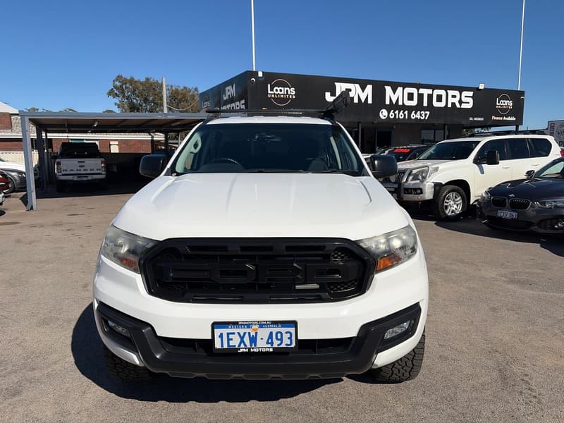 2015 Ford Everest AMBIENTE UA photo 3