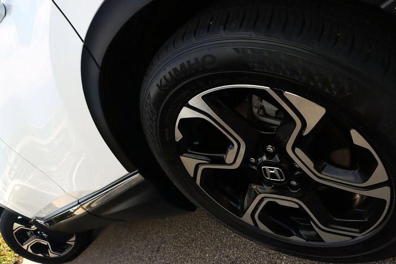 2021 Honda CR-V VTi L AWD RW photo 4