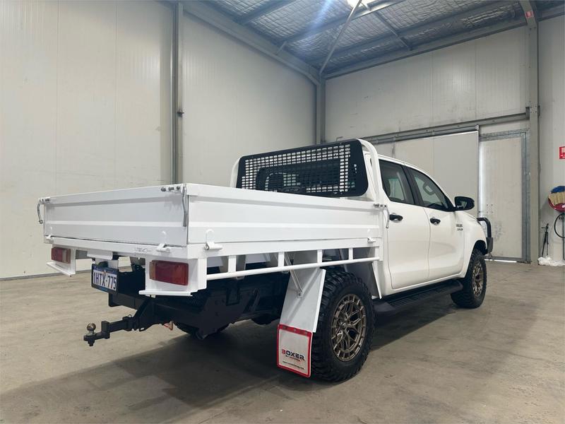 2018 Toyota Hilux SR GUN126R 4X4 photo 5