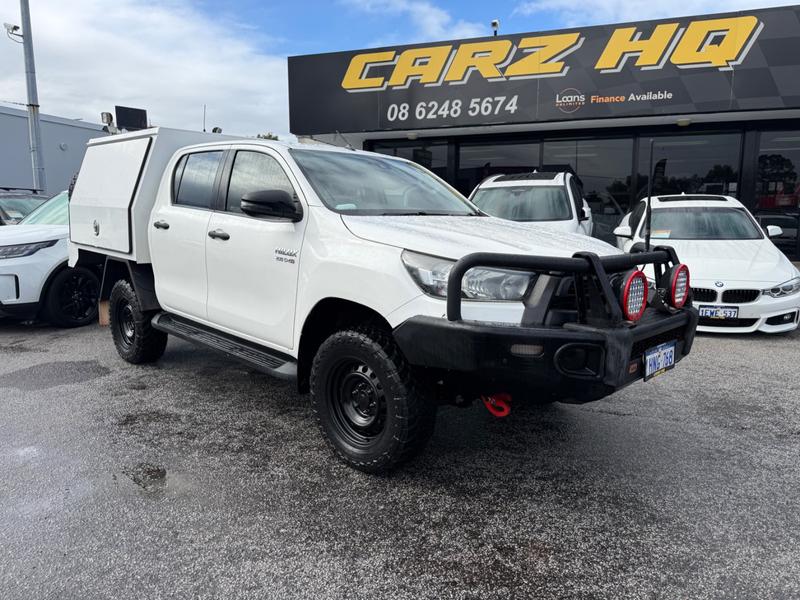 2021 Toyota HILUX SR (4x4)