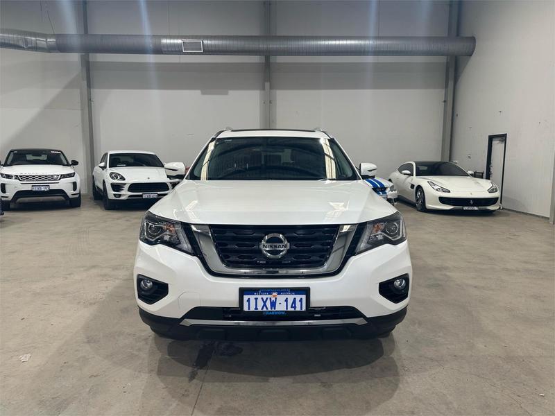 2019 Nissan Pathfinder ST-L R52 Series III photo 2