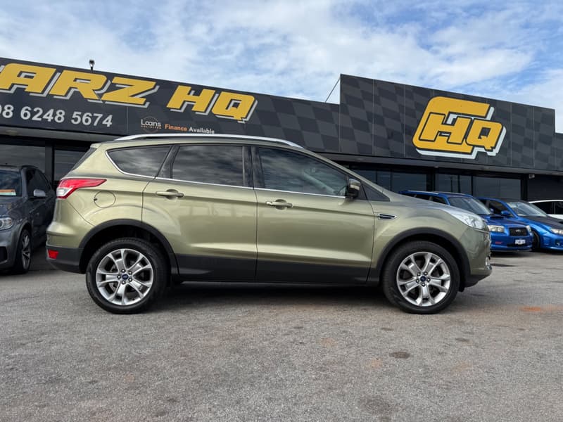 2013 Ford KUGA TREND (AWD) photo 2