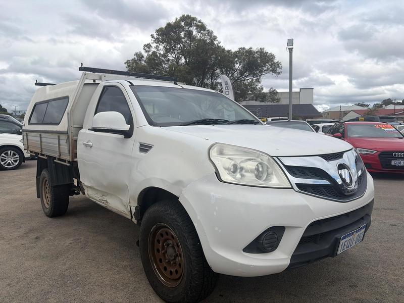 2015 Foton Tunland P201 4X4 photo 2