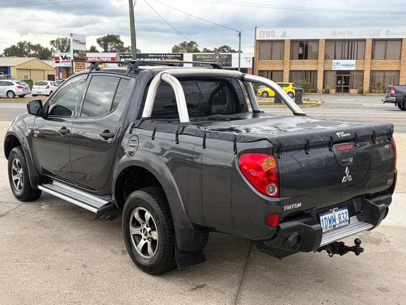 2012 Mitsubishi Triton MN MY12 GL-R Utility Double Cab 4dr Man 5sp 4x4 969kg 2.5DT All Wheel Drive photo 5