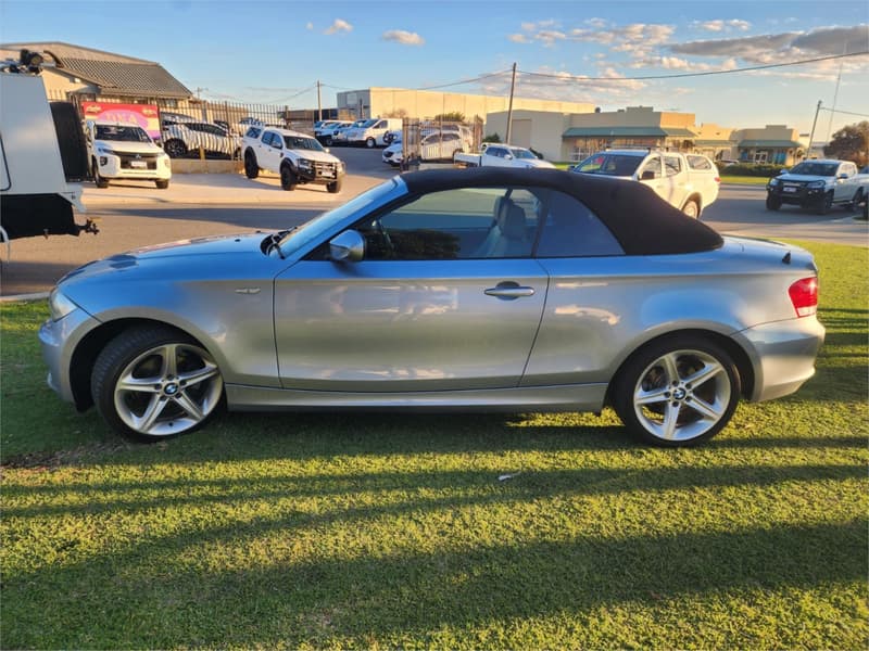2011 BMW 1 18d E88 MY11 photo 5