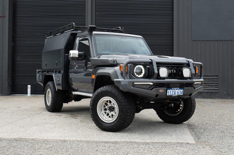 2025 Toyota Landcruiser GXL VDJL79R 4X4 photo 2