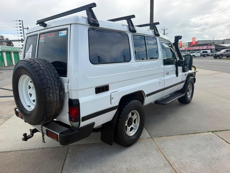 1999 Toyota Landcruiser Troopcarrier FZJ78R photo 2