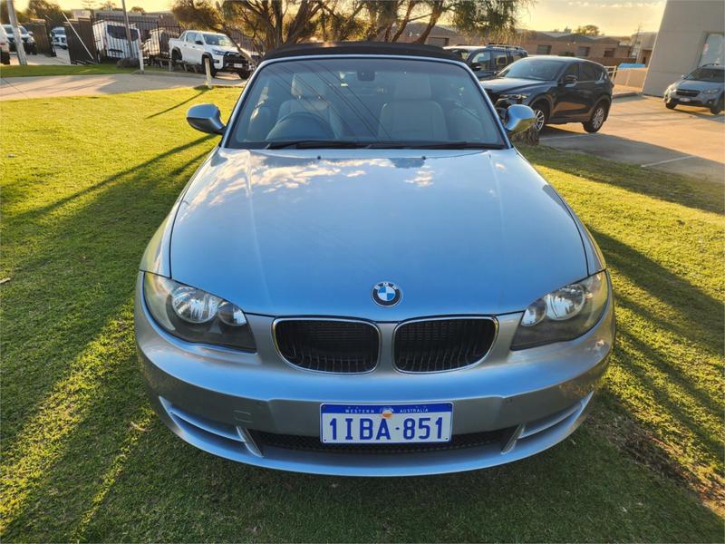 2011 BMW 1 18d E88 MY11 photo 3