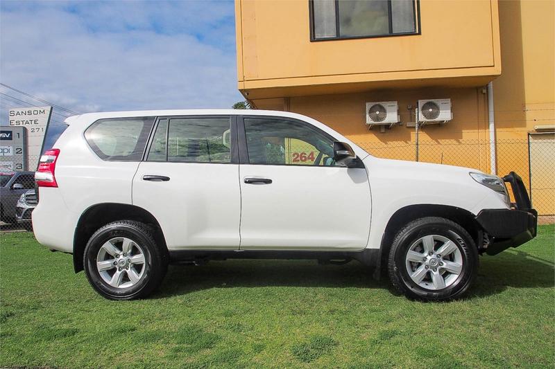 2016 Toyota Landcruiser PRADO GX (4x4) GDJ150R MY16 photo 3