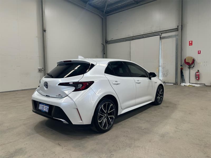 2024 Toyota Corolla ZR Hybrid ZWE219R photo 5