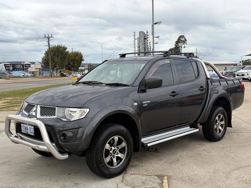 2012 Mitsubishi Triton MN MY12 GL-R Utility Double Cab 4dr Man 5sp 4x4 969kg 2.5DT All Wheel Drive photo 3