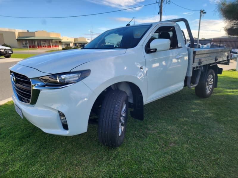 2023 Mazda BT-50 XT (4x2) B30E 4x2 photo 4