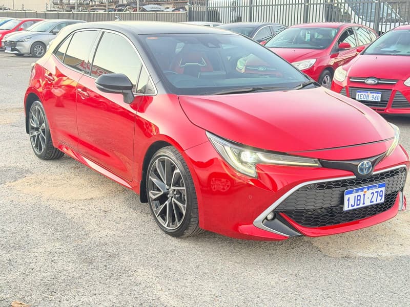 2019 Toyota Corolla Ascent Sport MZEA12R photo 3