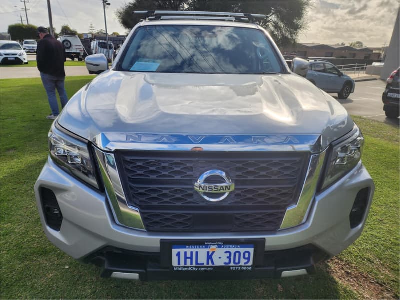 2021 Nissan Navara SL D23 4X4 photo 3