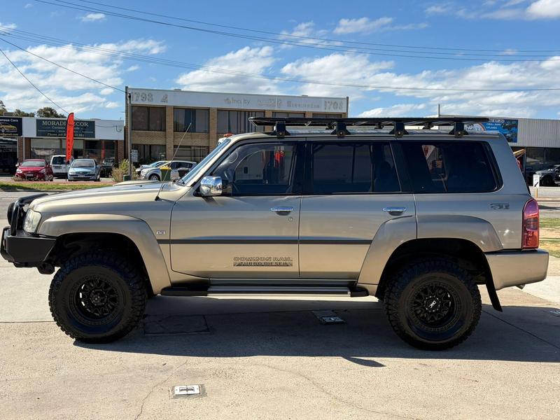 2011 Nissan Patrol ST GU 7 photo 4