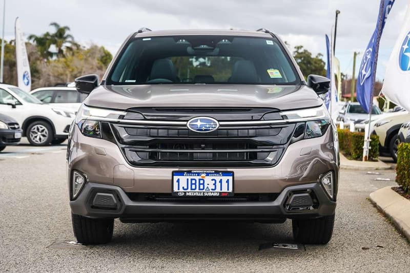 2026 Subaru Forester Hybrid Touring S6 photo 3