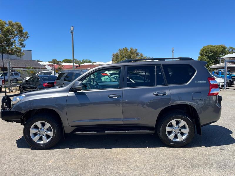 2017 Toyota LANDCRUISER PRADO PRADO GXL (4x4) GDJ150R MY17 photo 5