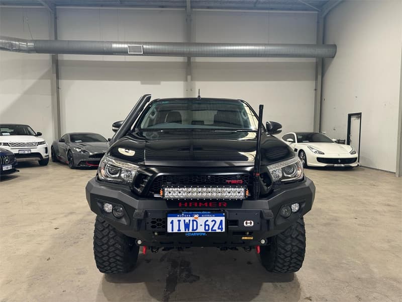 2017 Toyota Hilux SR5 GUN126R 4X4 photo 2