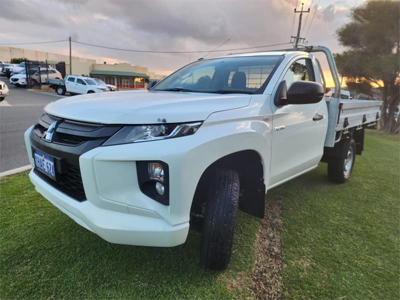 2019 Mitsubishi Triton GLX MR MY20 REAR WHEEL DRIVE photo 4
