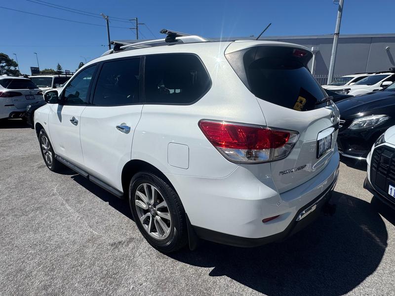 2014 Nissan Pathfinder ST R52 photo 3
